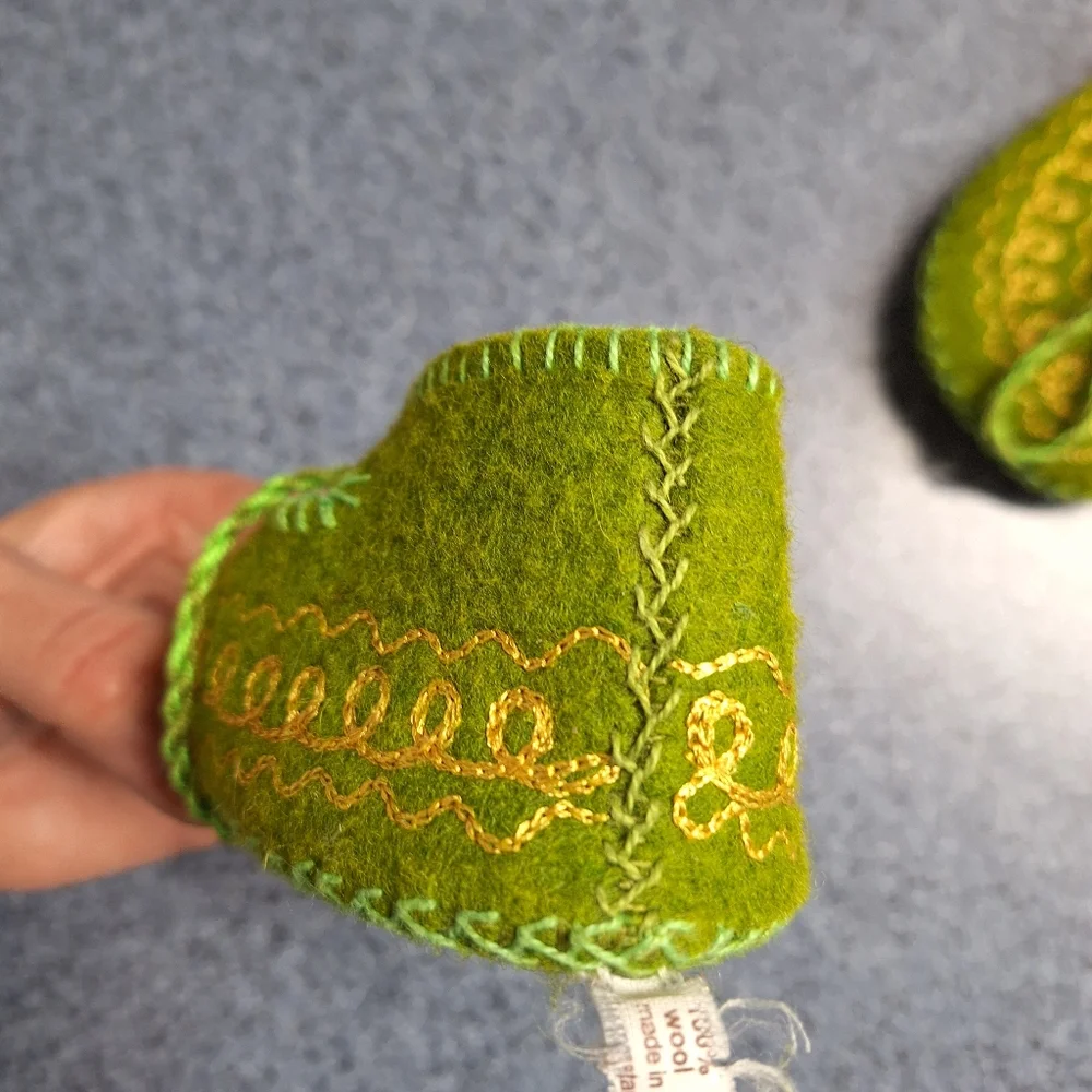 Felted Wool Embroidered Tie  Baby Moccasin, Made in Pakistan